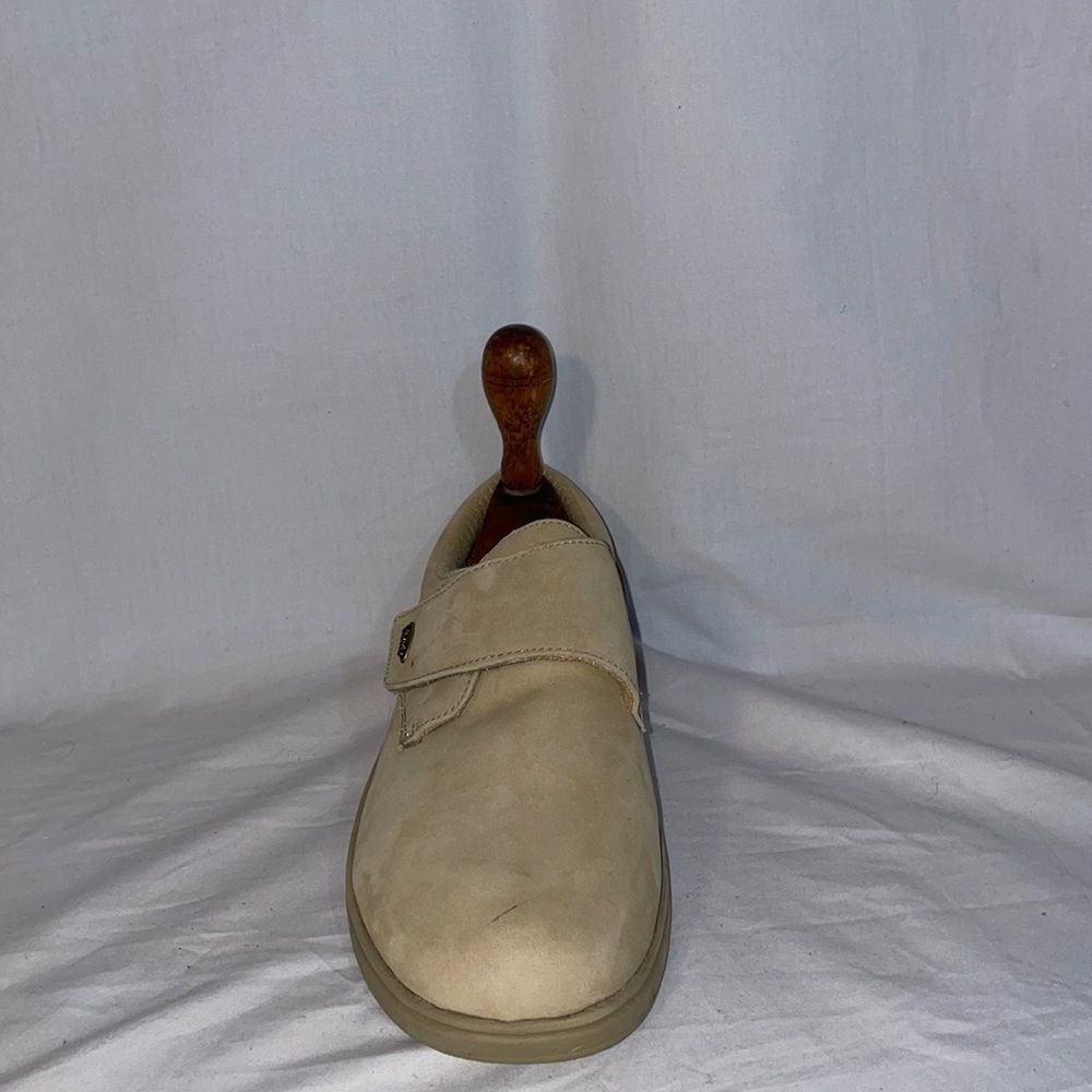 Etonic Velcro shoes